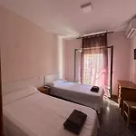 L'escaleta 3* אורופסה דל מר