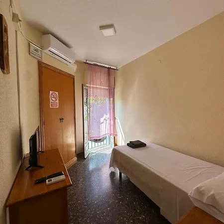 乐斯科拉塔旅舍 招待所