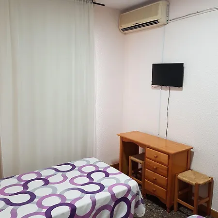 乐斯科拉塔旅舍 3*